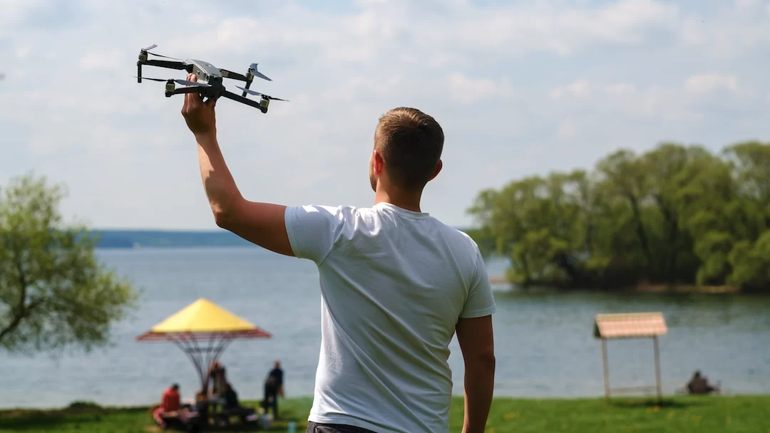 La préparation du brevet théorique Drone : en présentiel ou en distanciel?